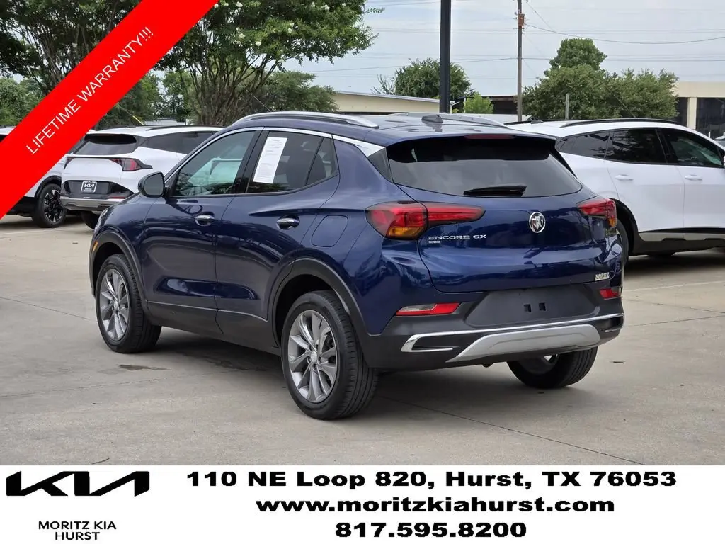 2023 Buick Encore GX Essence AWD photo 3