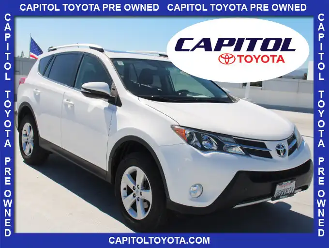 2014 Toyota RAV4 XLE's photo