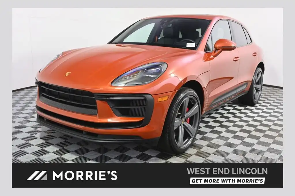 2022 Porsche Macan S's photo