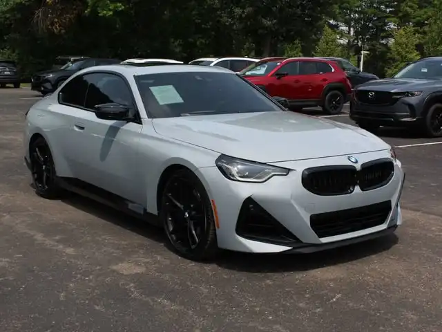 2022 BMW 2 Series M240i xDrive Coupe's photo