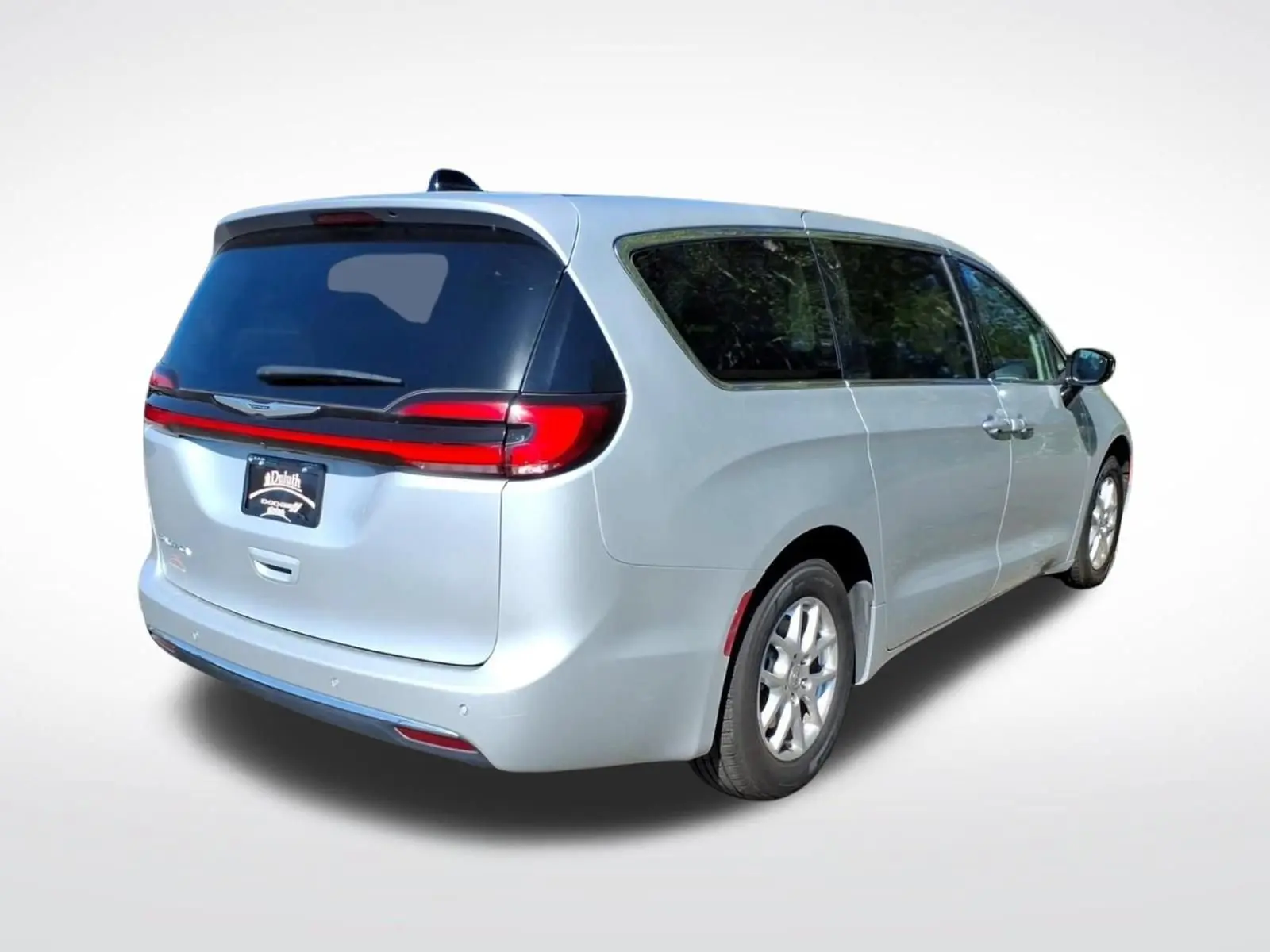 2024 Chrysler Pacifica Touring L photo 5