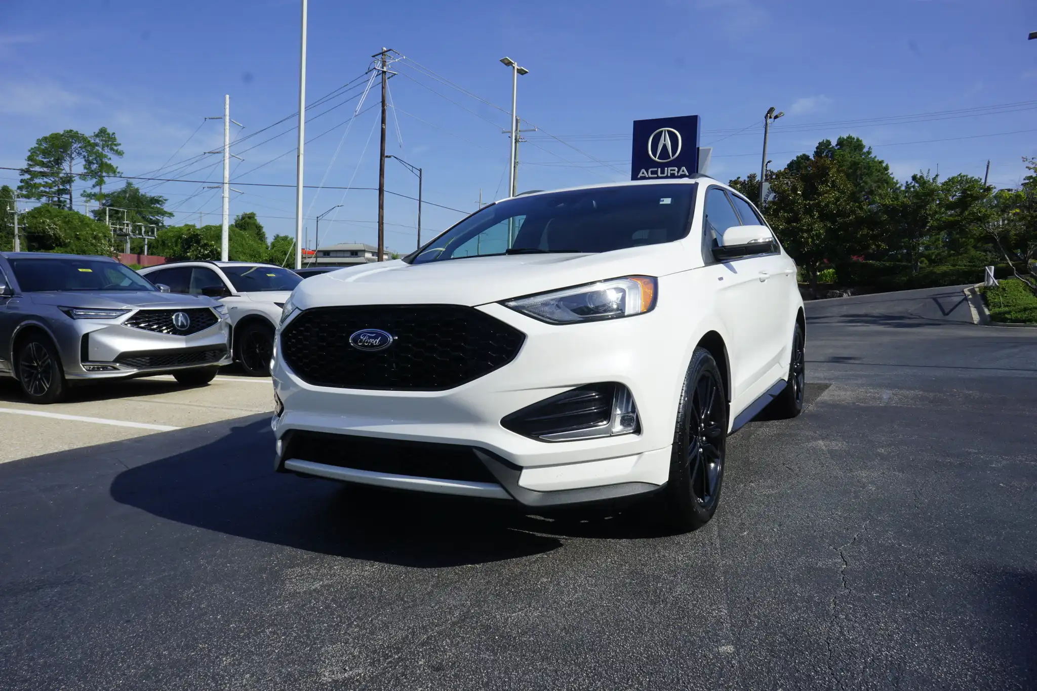 2020 Ford Edge ST-Line's photo