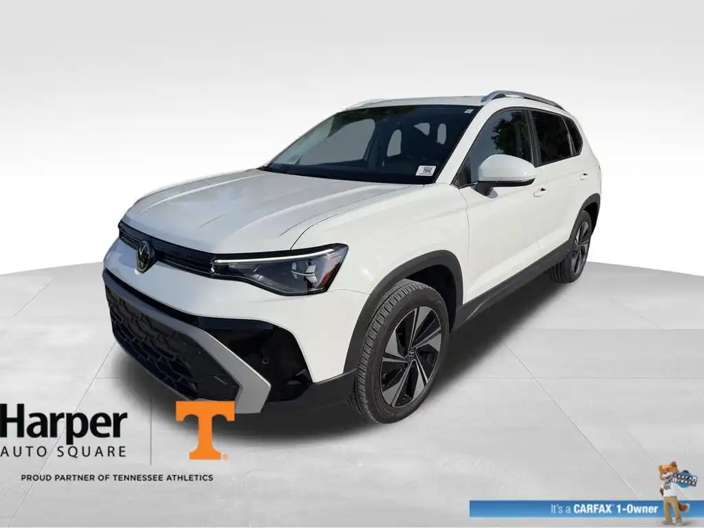 2025 Volkswagen Taos 1.5T SE 4Motion's photo