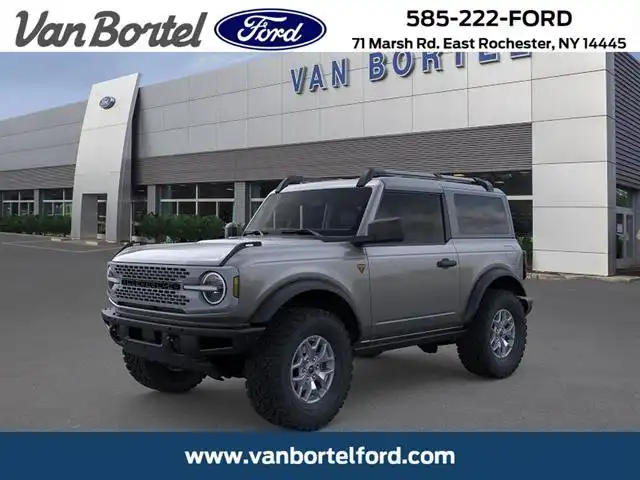 2025 Ford Bronco Badlands 4WD's photo