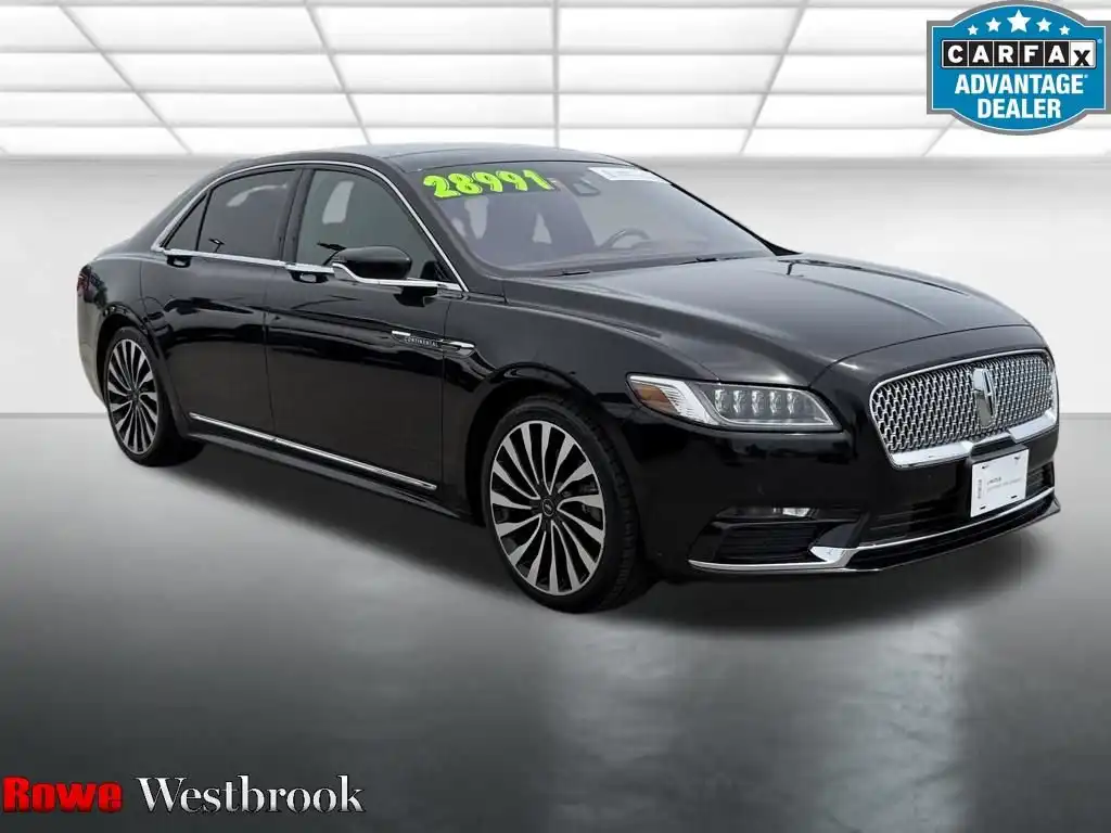 2019 Lincoln Continental Black Label FWD's photo