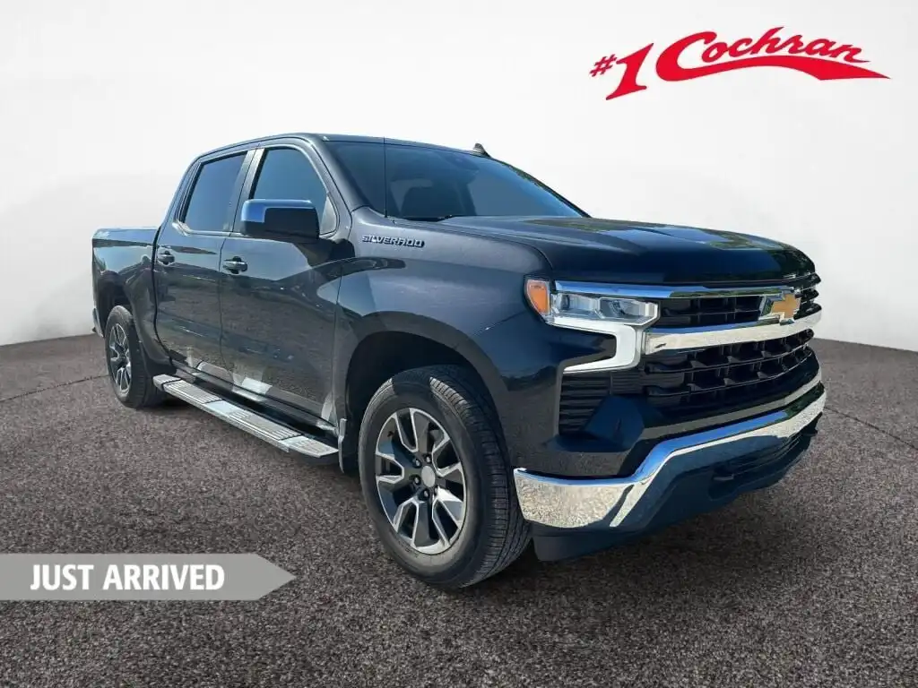 2022 Chevrolet Silverado 1500 LT 2FL 4X4 Crew Cab Short Box's photo