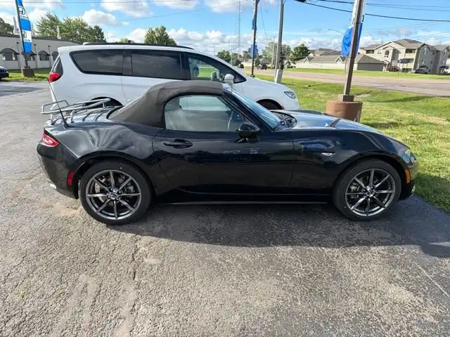 2016 Mazda MX-5 Miata Grand Touring Auto's photo