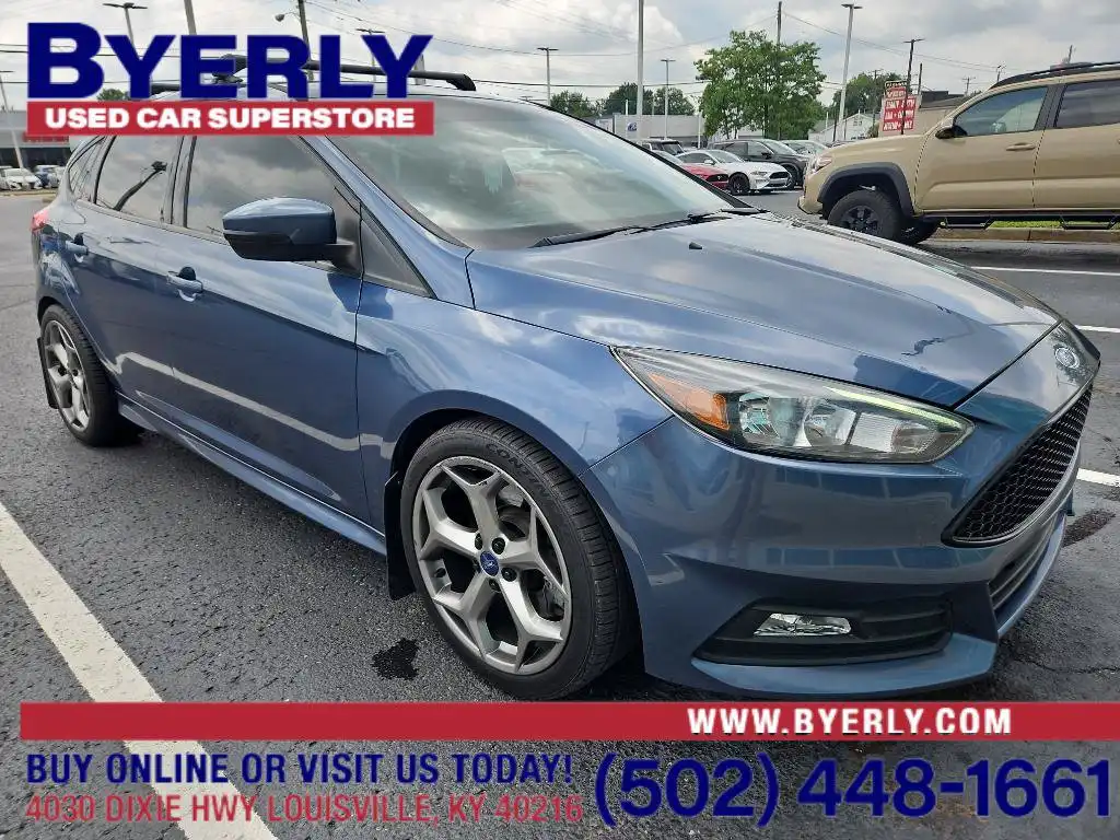 2018 Ford Focus Hatch ST's photo