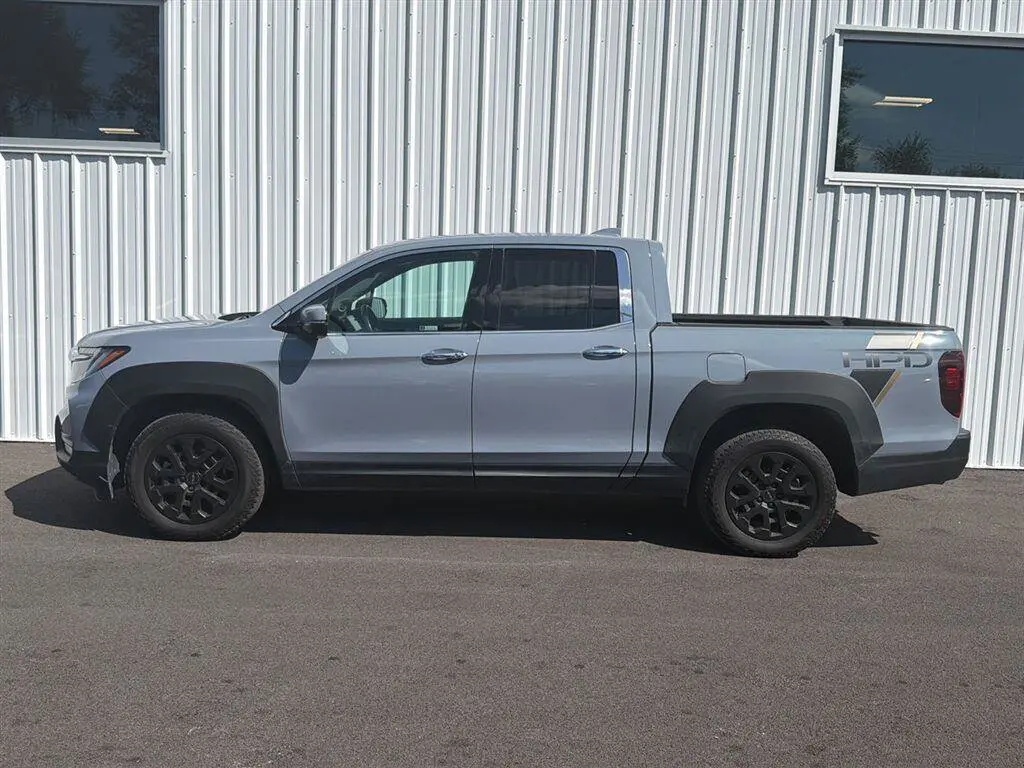 2023 Honda Ridgeline RTL AWD E photo 5