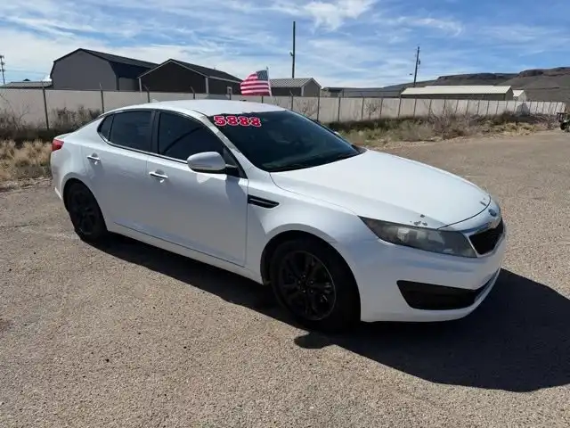 2013 Kia Optima LX AT's photo