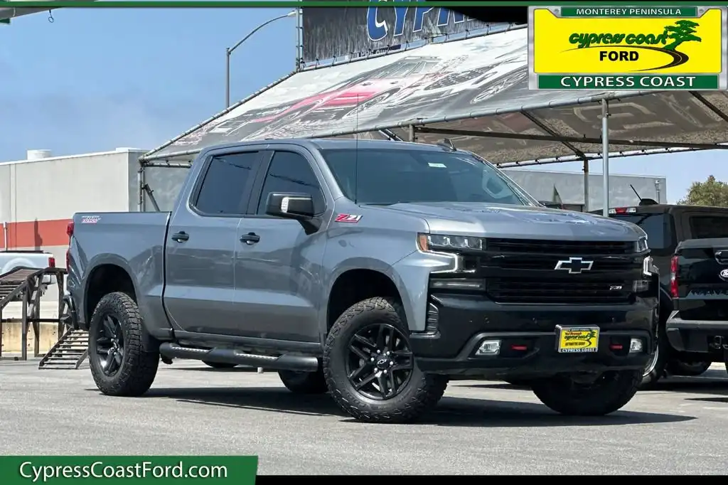 2021 Chevrolet Silverado 1500 LT Trail Boss 4X4 Crew Cab Short Box's photo