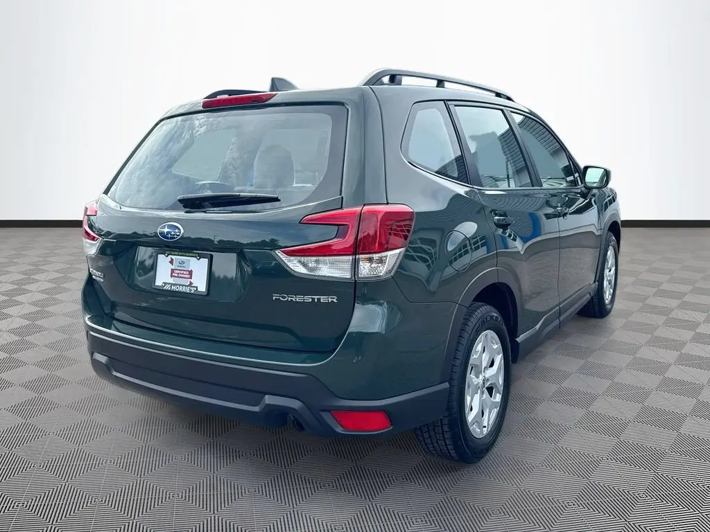 2023 Subaru Forester Base photo 4
