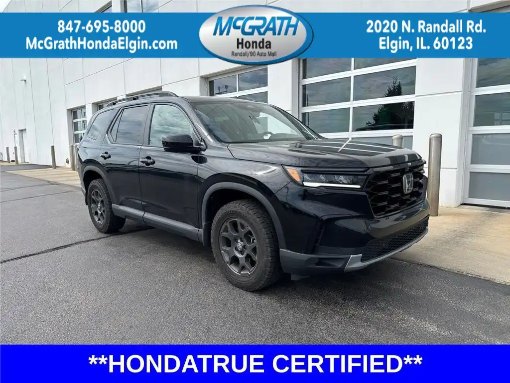 2025 Honda Pilot TrailSport AWD's photo