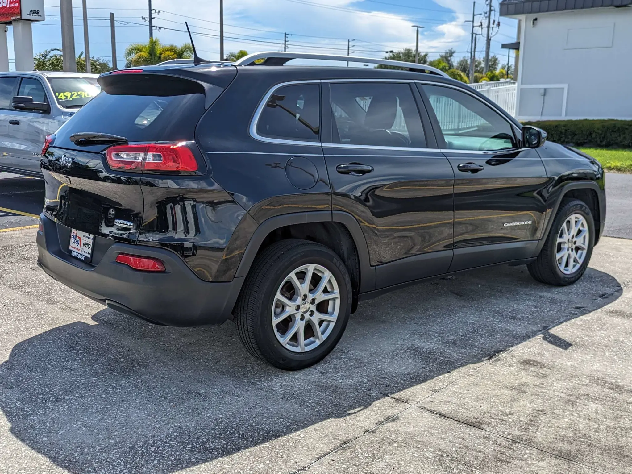 2018 Jeep Cherokee Latitude Plus photo 4