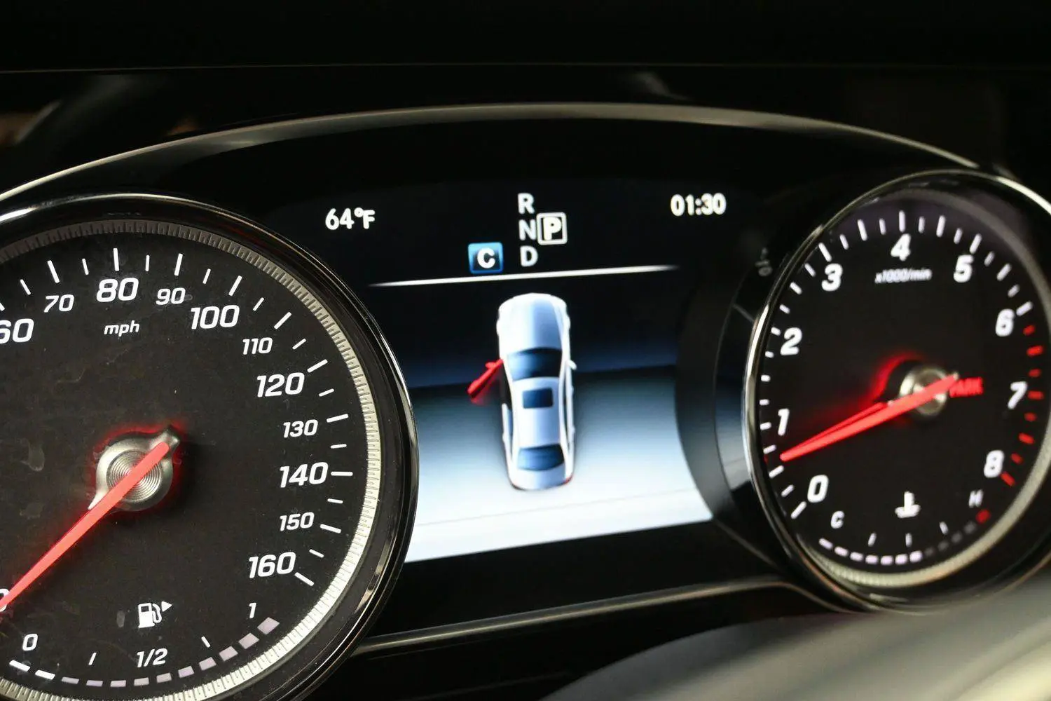 2017 Mercedes-Benz E-Class E300 4MATIC photo 3