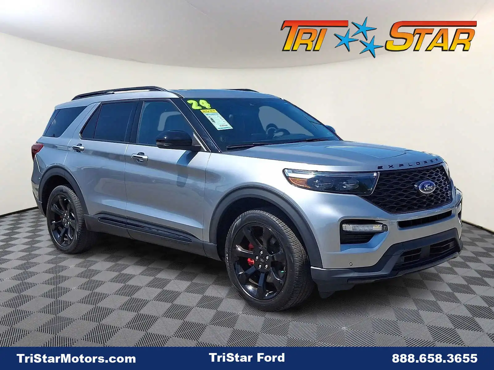 2024 Ford Explorer ST 4WD's photo