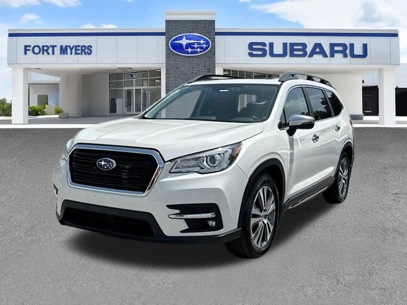 2020 Subaru Ascent Touring's photo