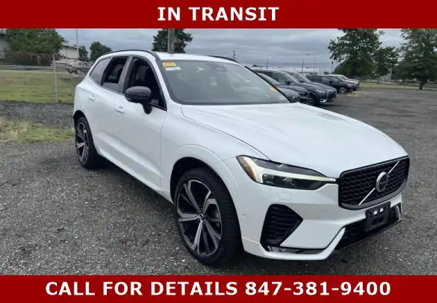 2024 Volvo XC60 B5 Ultimate Dark Theme AWD's photo