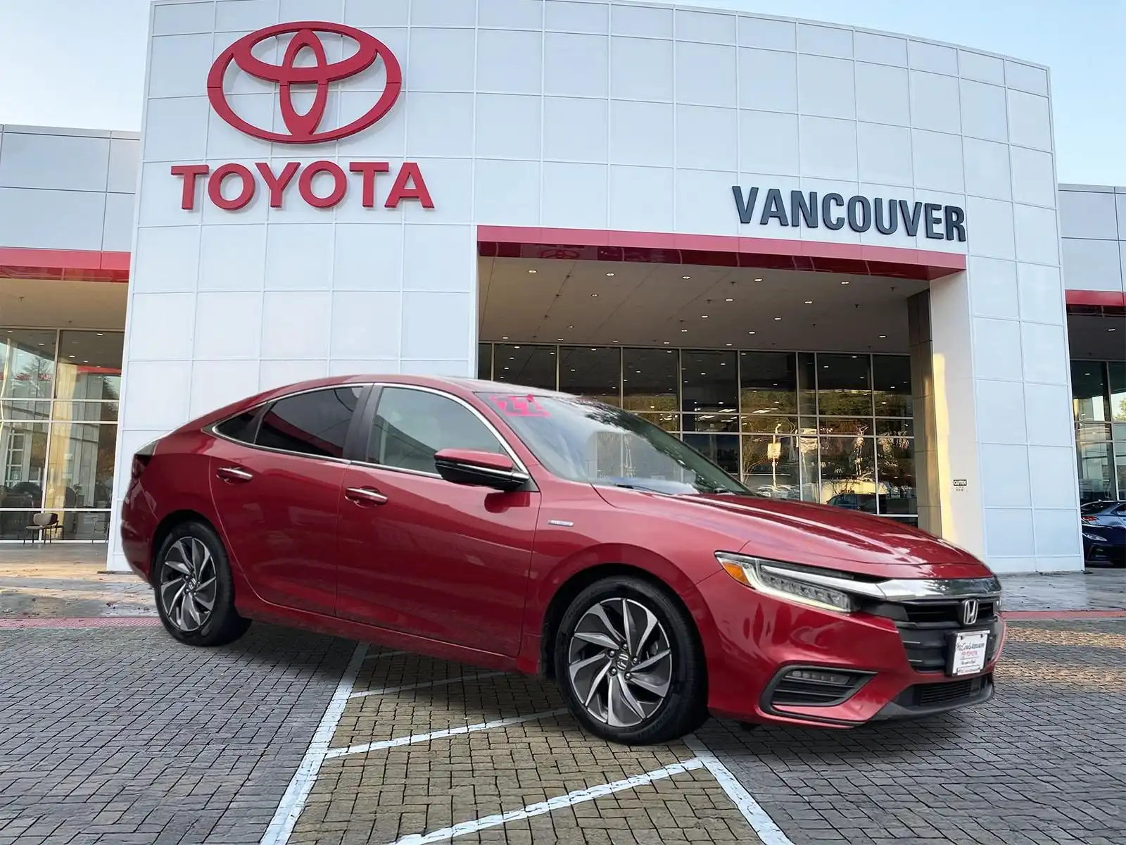 2022 Honda Insight Touring's photo