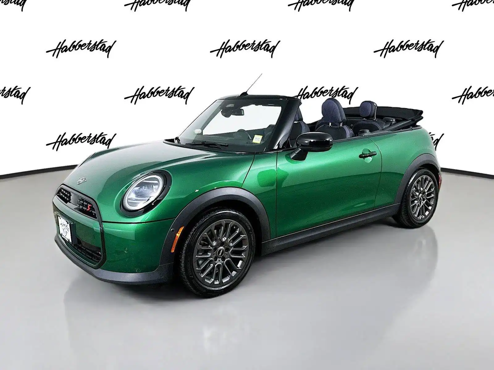 2025 MINI Convertible Cooper S Signature's photo