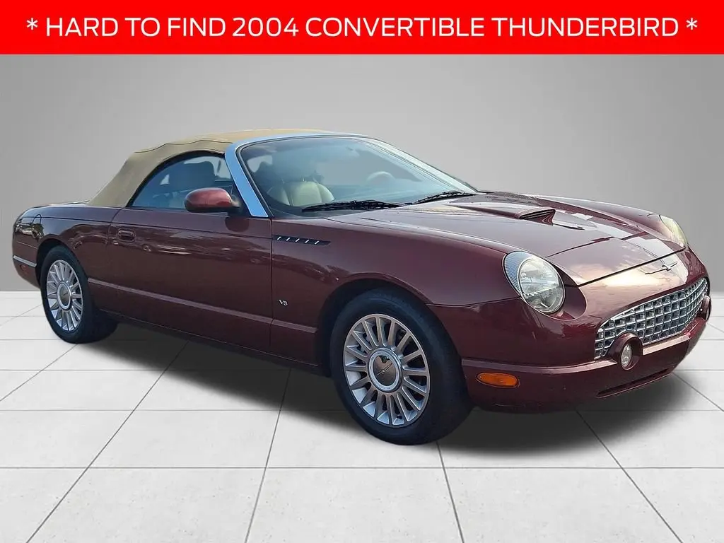 2004 Ford Thunderbird Premium photo 3