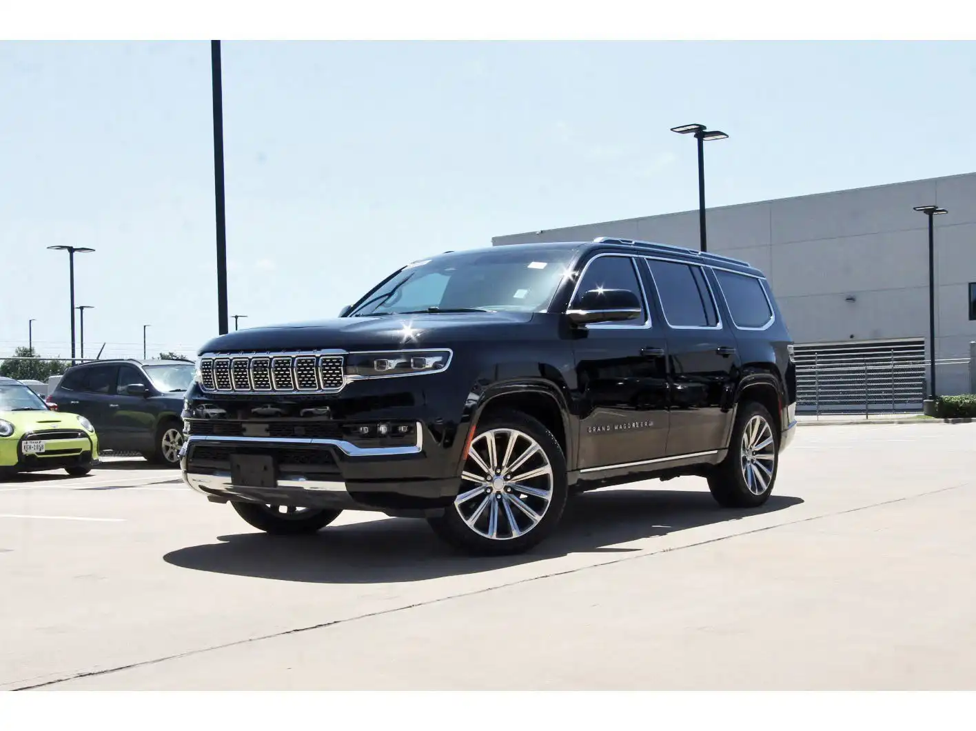 2023 Jeep Grand Wagoneer Series II 4WD's photo