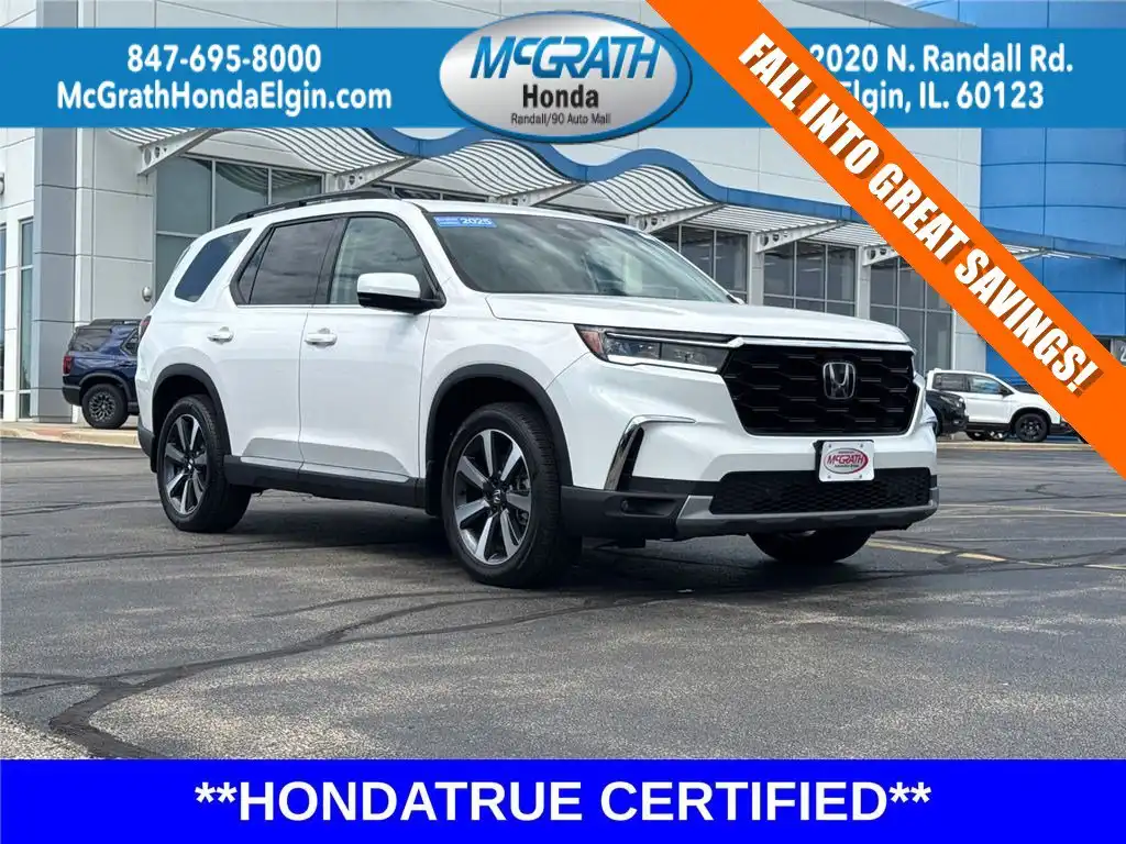2025 Honda Pilot Touring AWD's photo