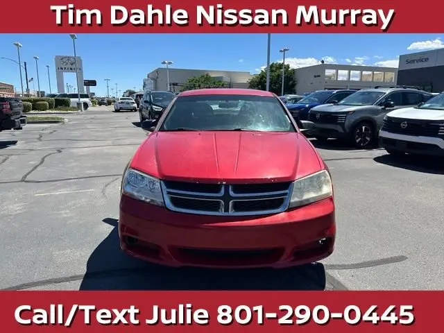 2012 Dodge Avenger SE photo 4