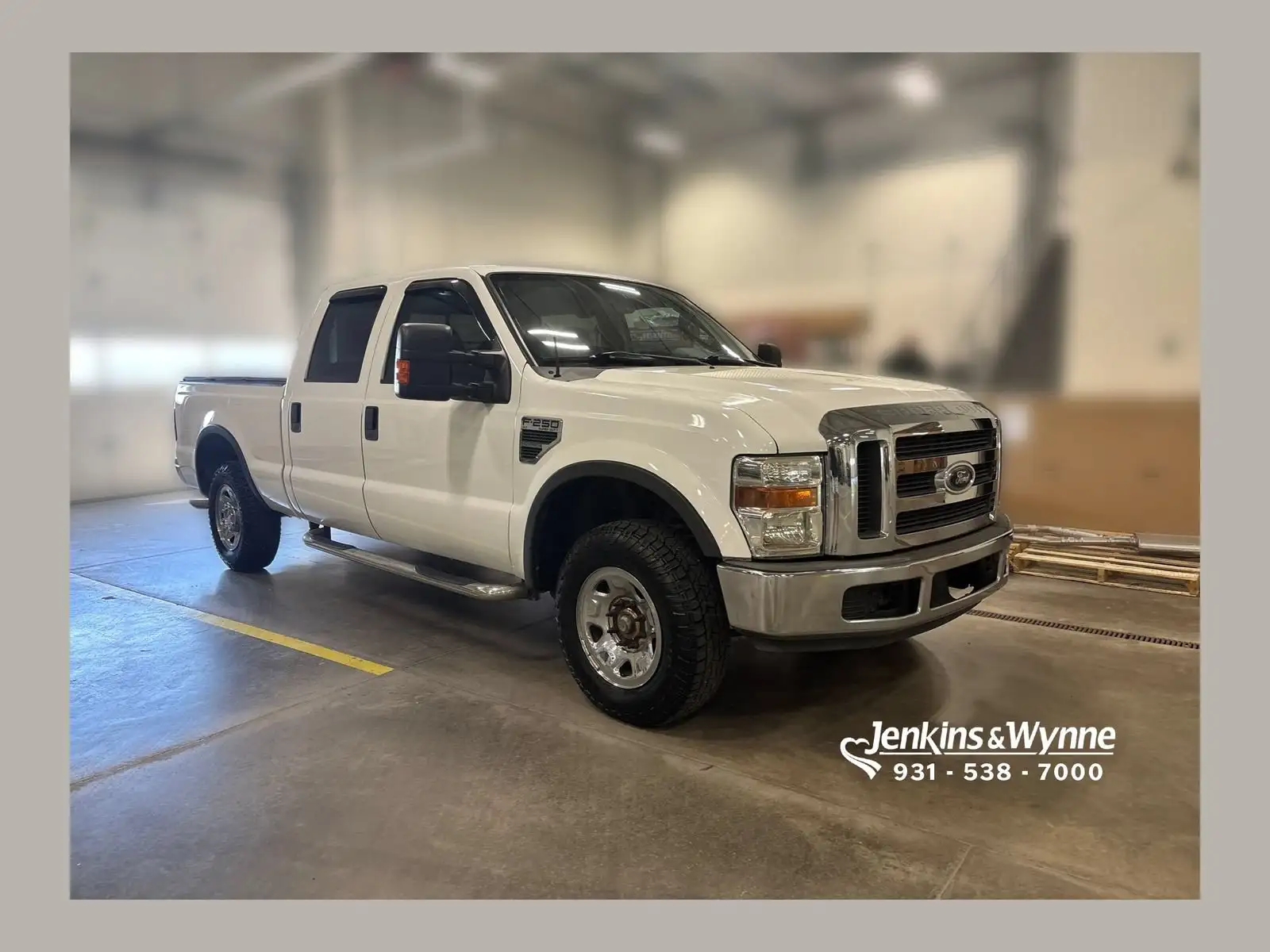 2009 Ford F-250 XLT Crew Cab 156 in's photo