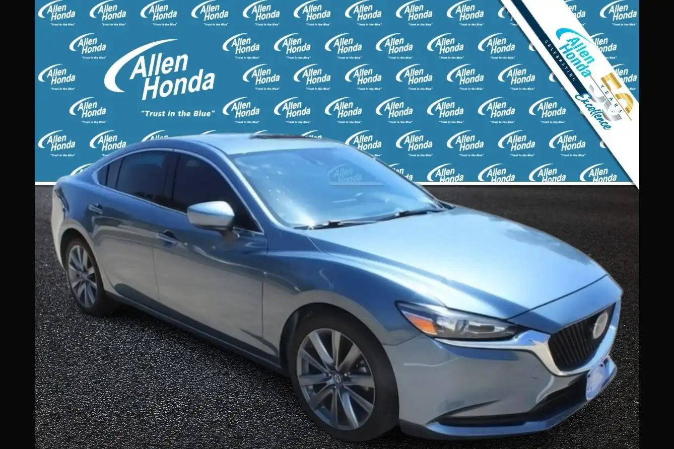 2018 Mazda EZ-6 Touring Auto's photo