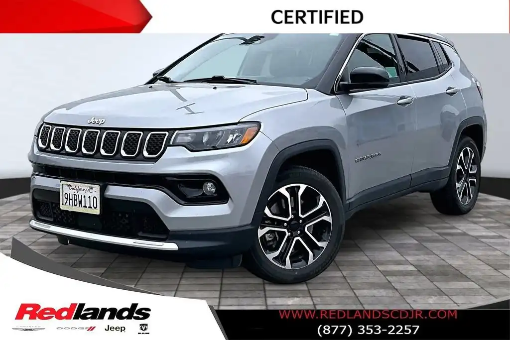 2023 Jeep Compass Limited 4X4's photo