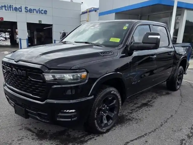 2025 RAM 1500 Big Horn/Lone Star 4x4 Crew Cab 5'7's photo