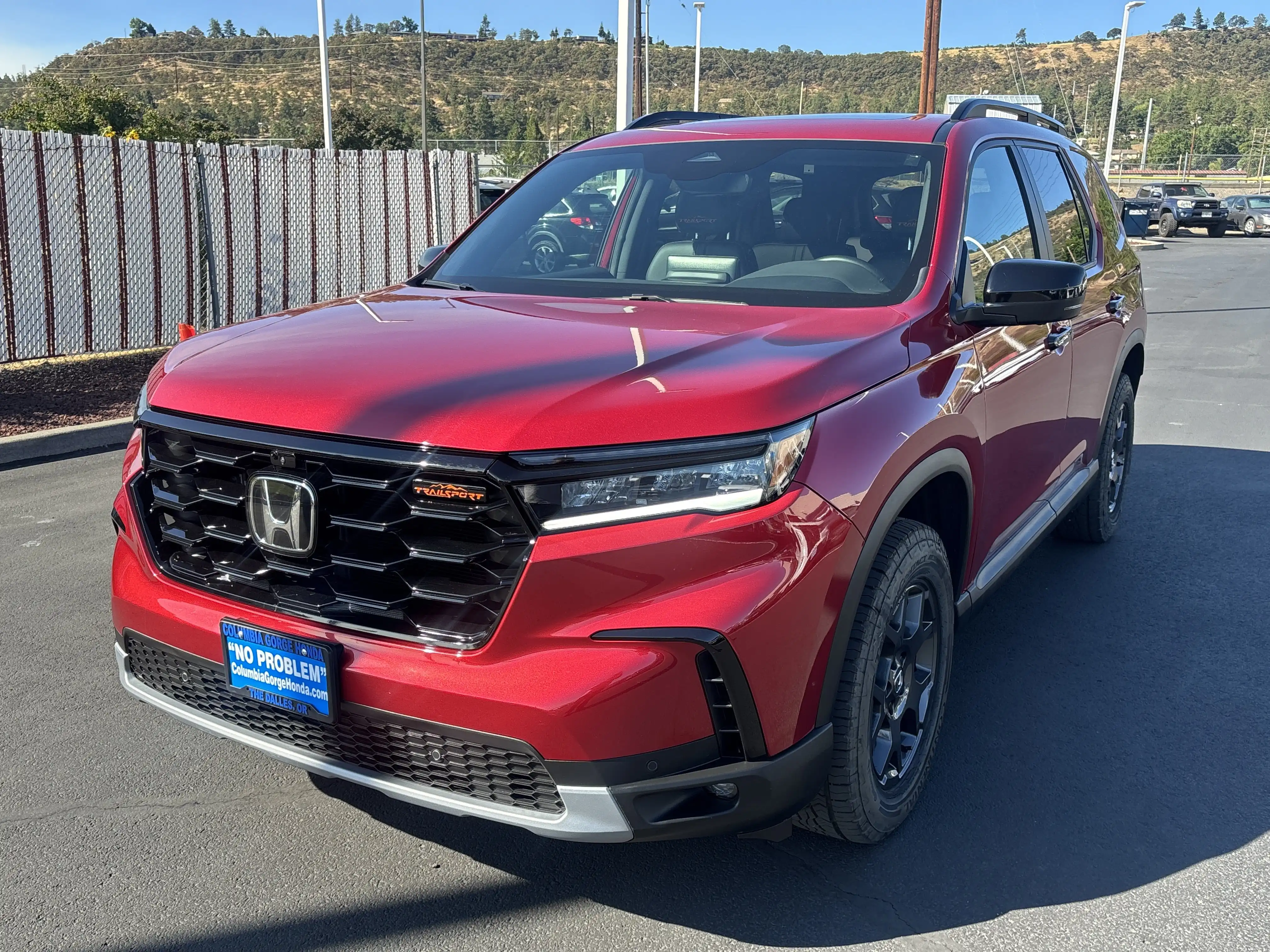 2025 Honda Pilot TrailSport AWD's photo