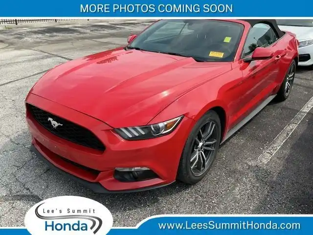 2017 Ford Mustang EcoBoost Convertible Premium's photo