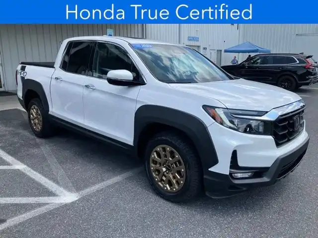 2023 Honda Ridgeline RTL-E AWD's photo