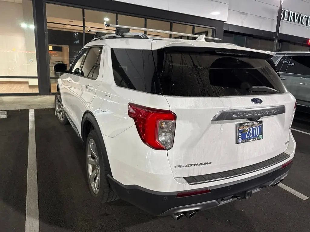 2020 Ford Explorer Platinum 4WD photo 5