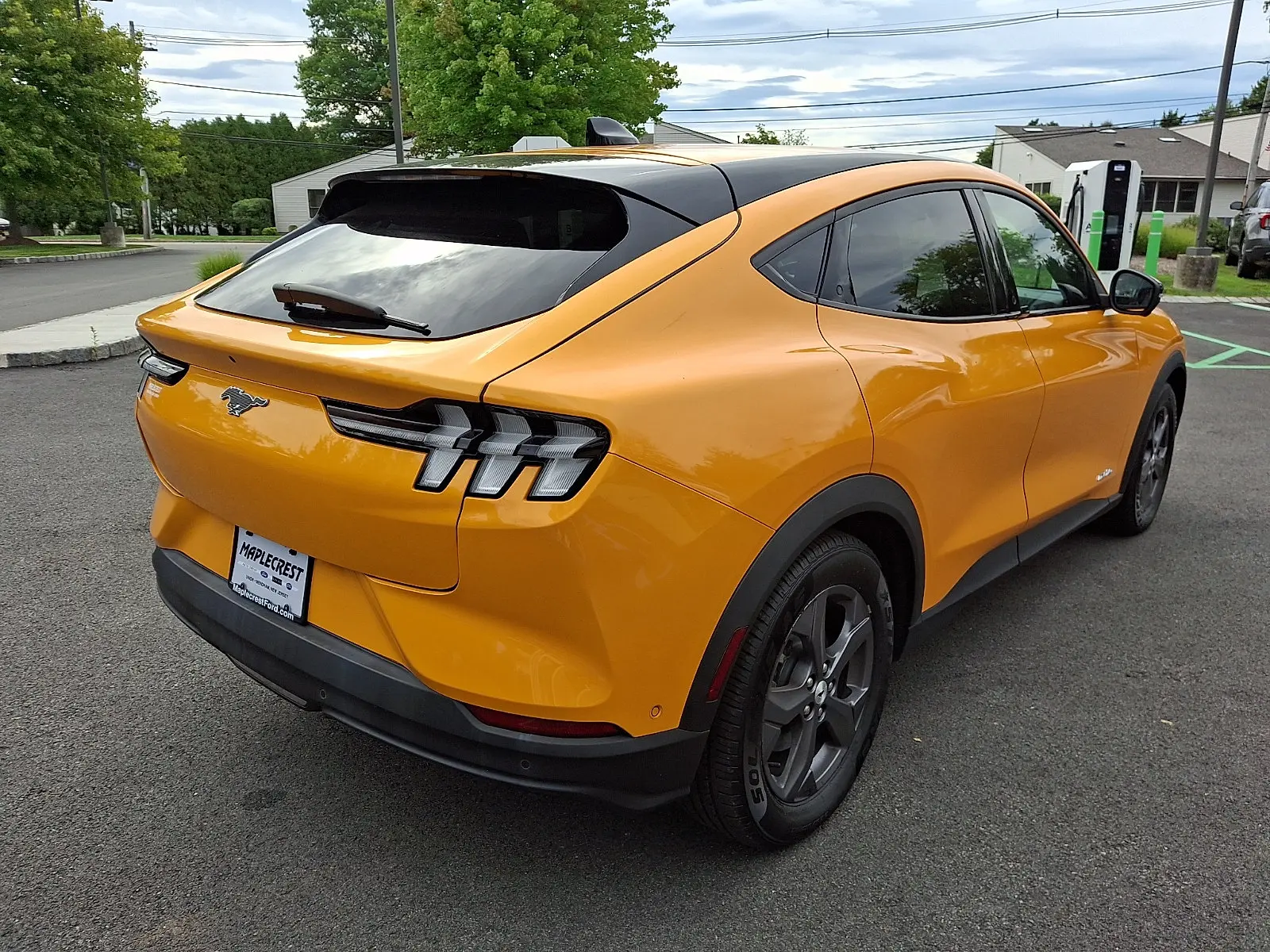 2023 Ford Mustang-Mach-e Select photo 5