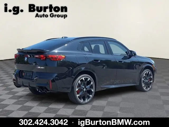 2026 BMW X2 M35i xDrive photo 4