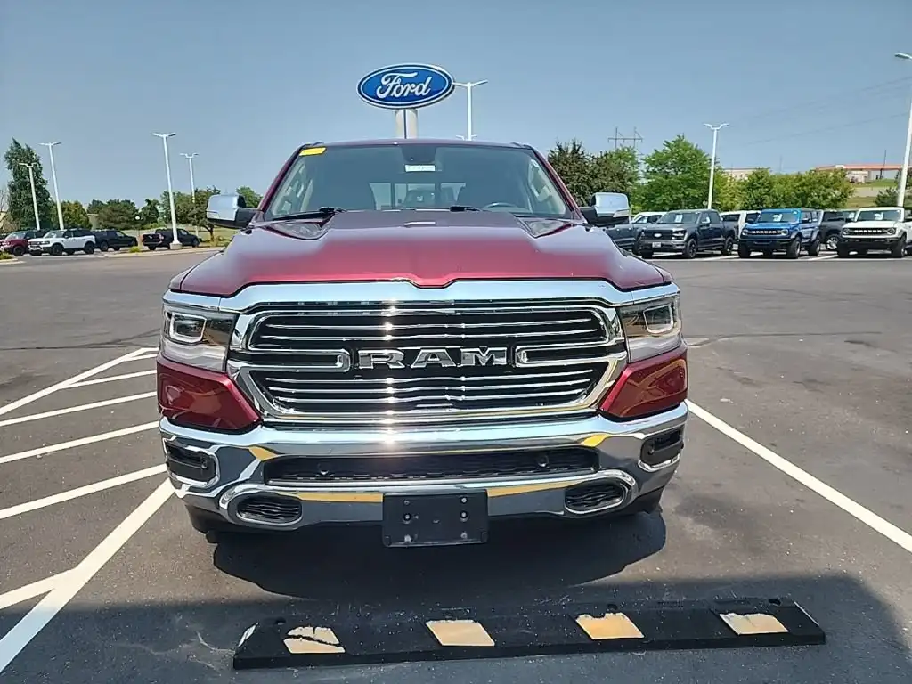2019 RAM 1500 Laramie 4x4 Crew Cab 5'7's photo