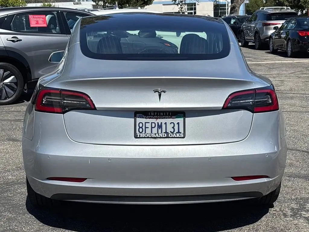 2018 Tesla Model 3 Long Range photo 5