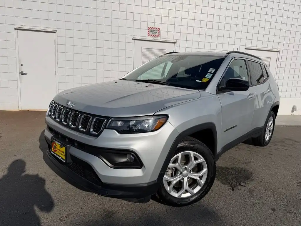 2024 Jeep Compass Latitude 4WD's photo