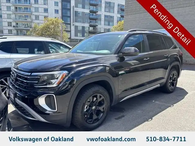 2025 Volkswagen Atlas 2.0T Atlas Peak Edition 4MOTION's photo