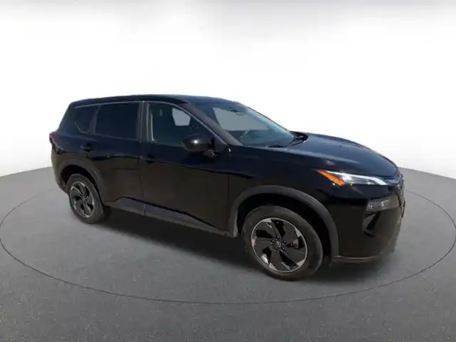 2025 Nissan Rogue SV AWD's photo