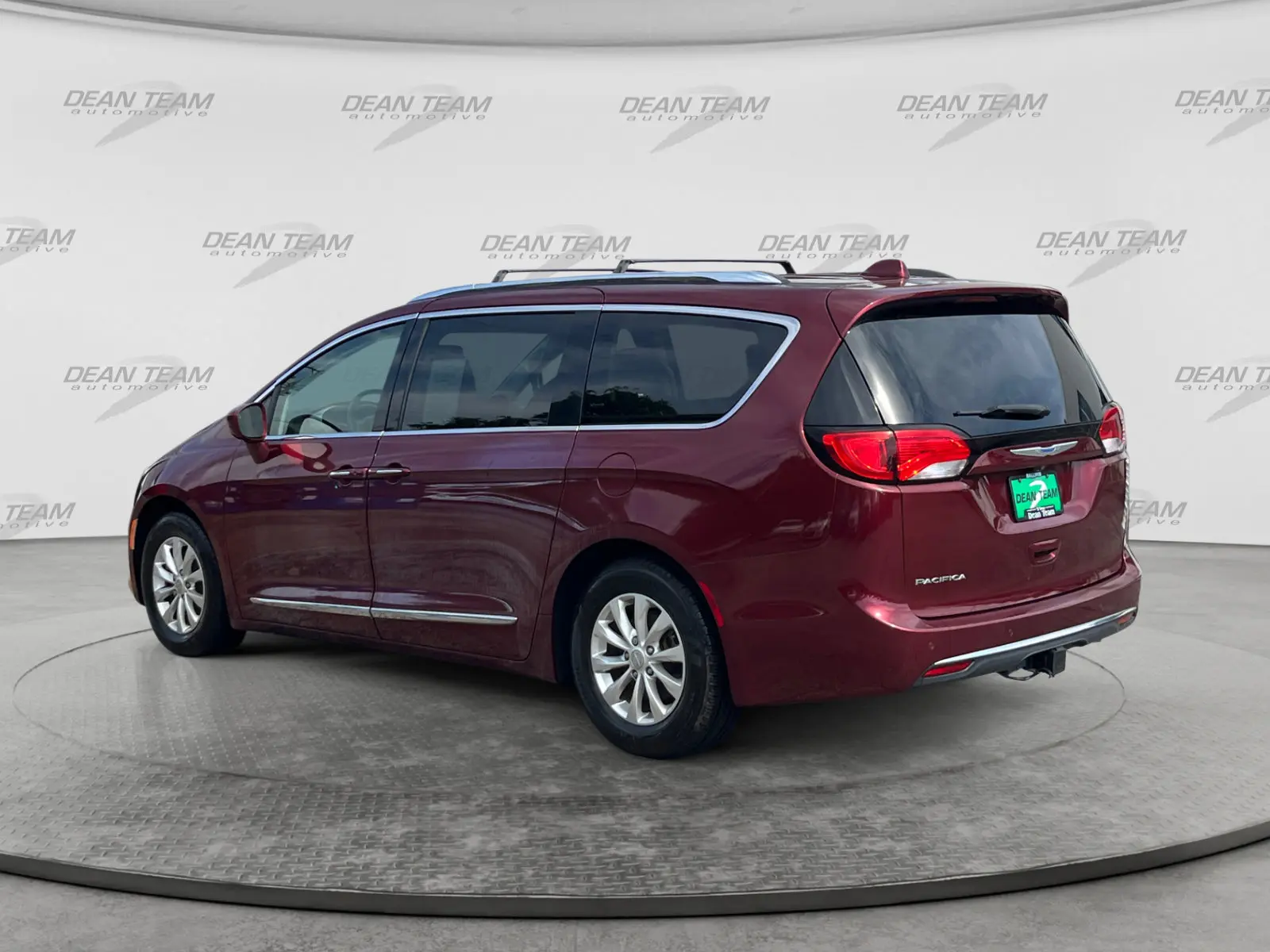 2018 Chrysler Pacifica Touring L Plus photo 5