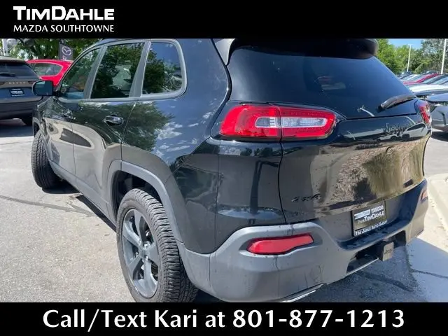 2017 Jeep Cherokee High Altitude 4X4 photo 4