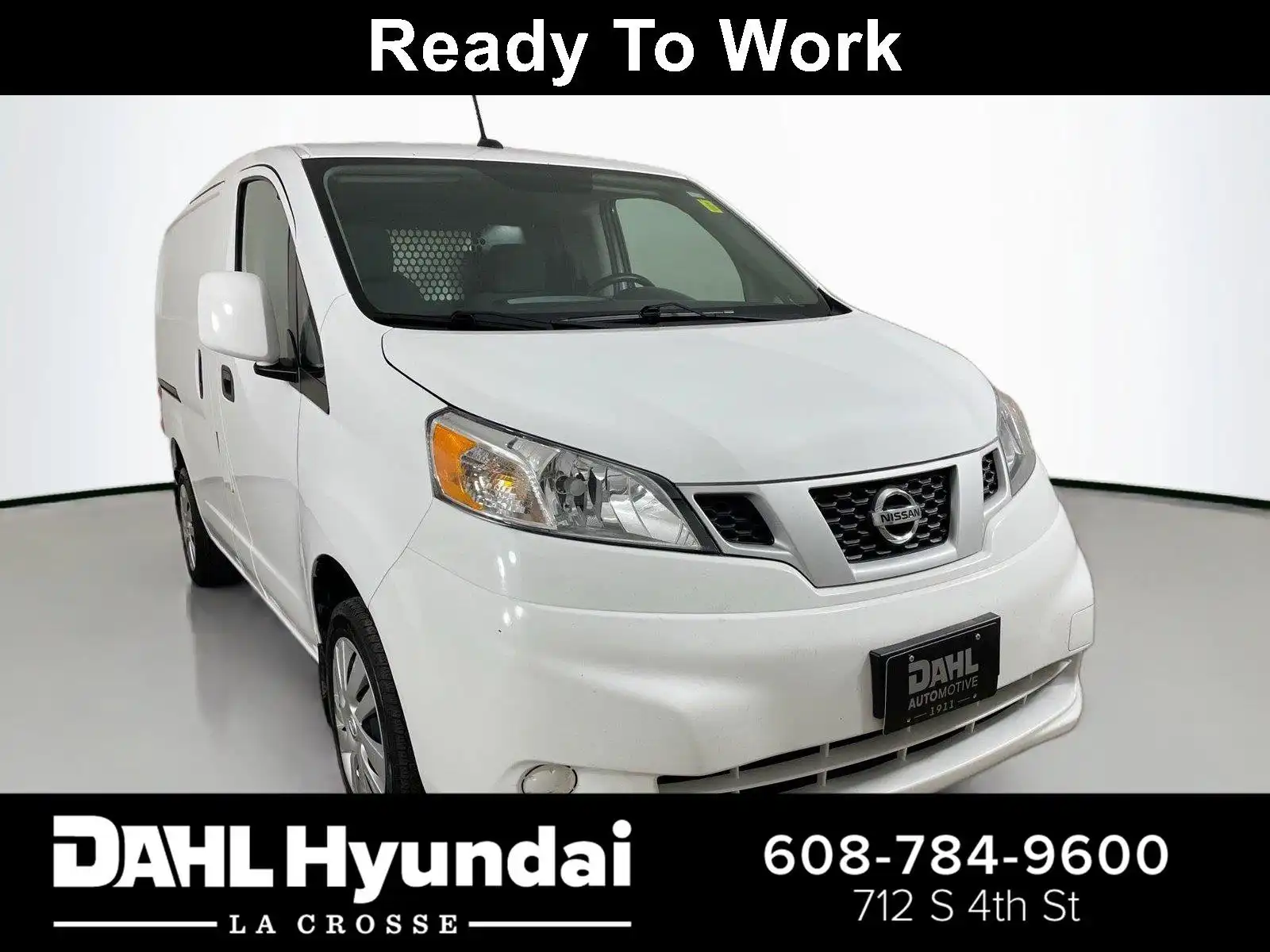 2021 Nissan NV200 SV's photo