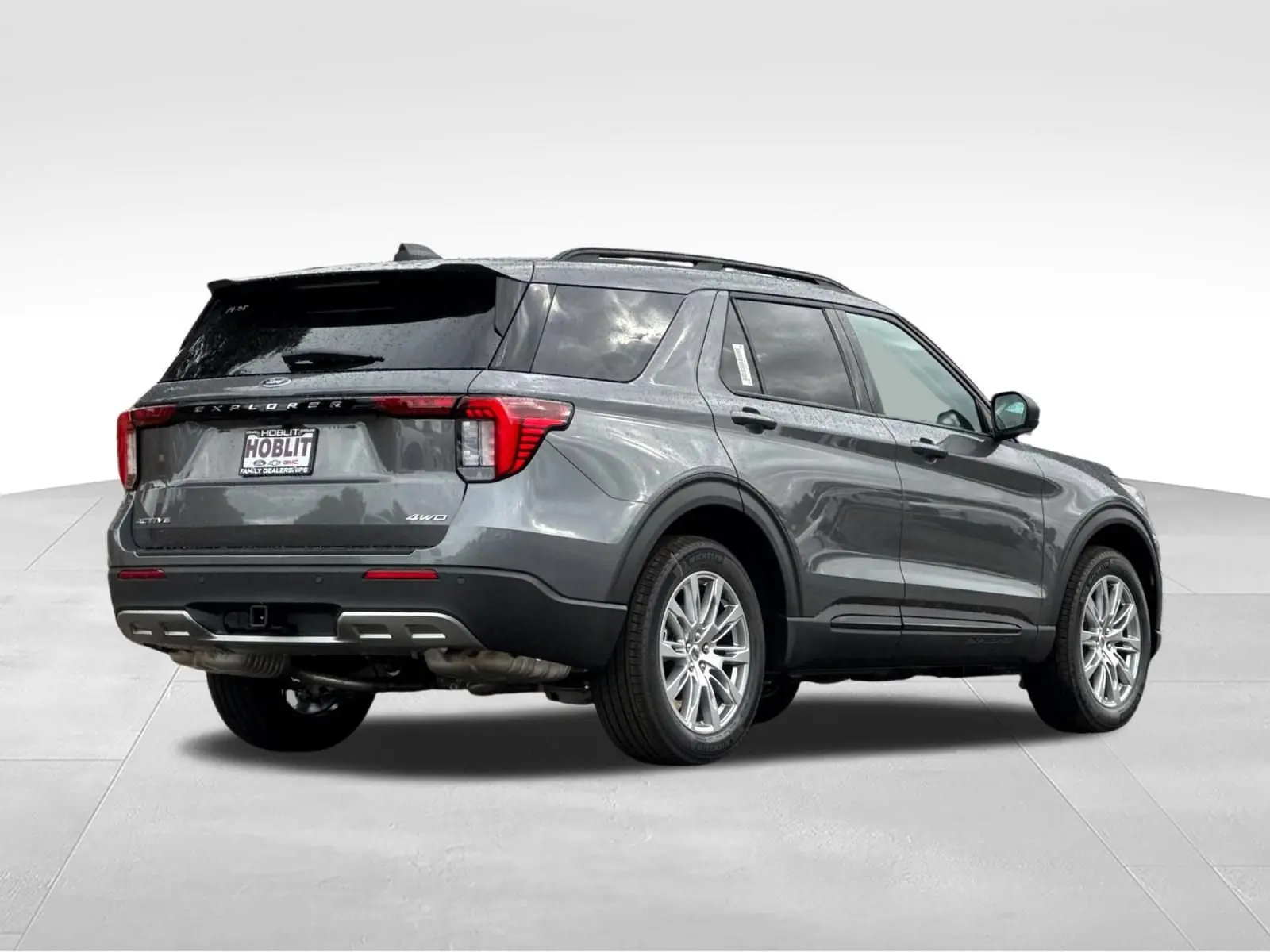2026 Ford Explorer Active 4WD photo 3