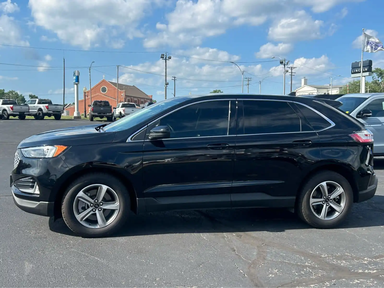 2024 Ford Edge SEL AWD's photo