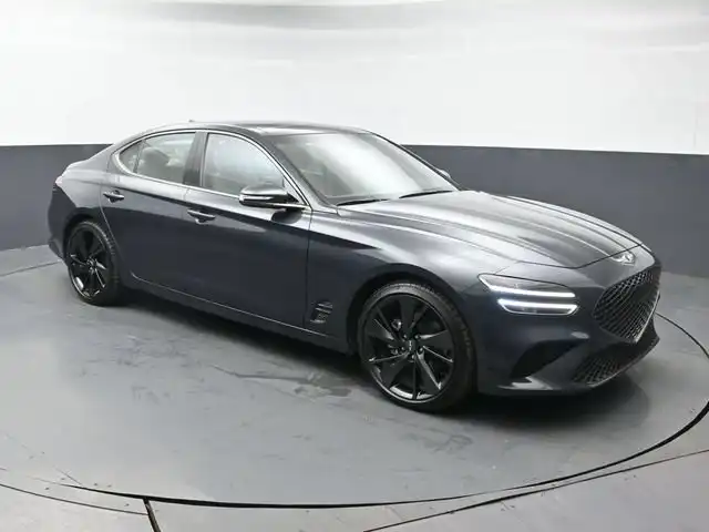 2023 Genesis G70 2.0T Standard's photo