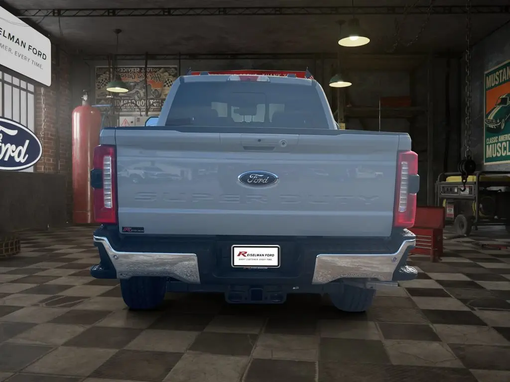 2026 Ford F-250 Lariat 4x4 Crew Cab 6-3/4' Box photo 5